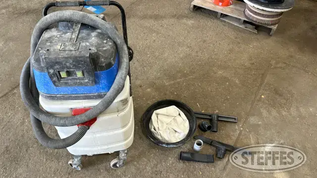 Vacuum cleaner VA9001