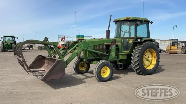 1974 John Deere 4230