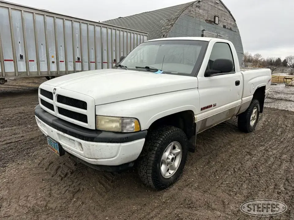 1998 Dodge Ram 1500 Half Ton Pickup