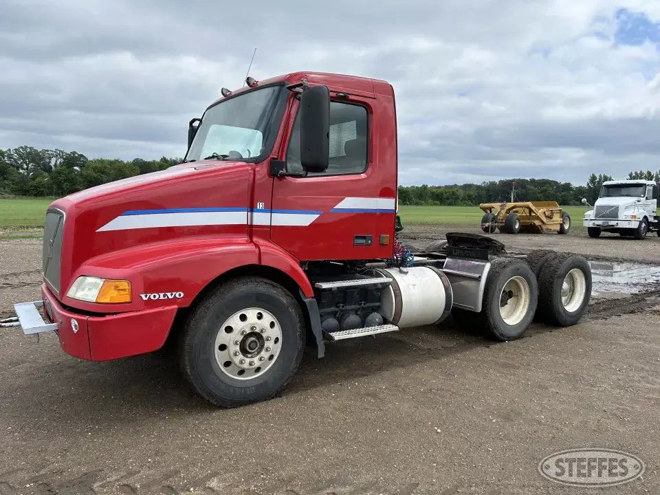 2001 Volvo VNM Conventional Truck without Sleeper