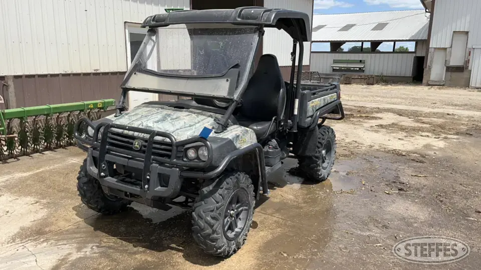 2011 John Deere 825i UTV
