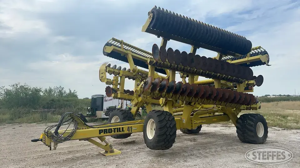 2022 Degelman Pro-Till 41 Vertical Tillage