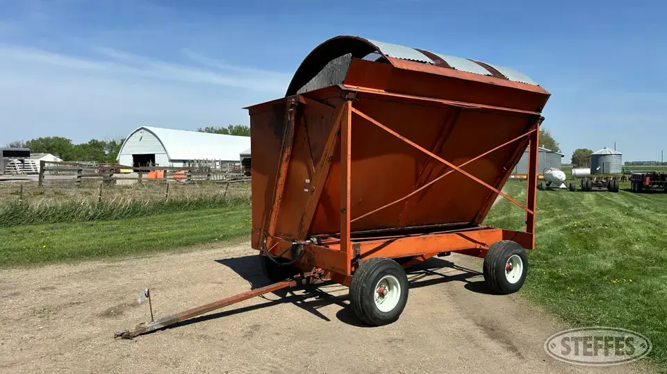 GT Dump Cart