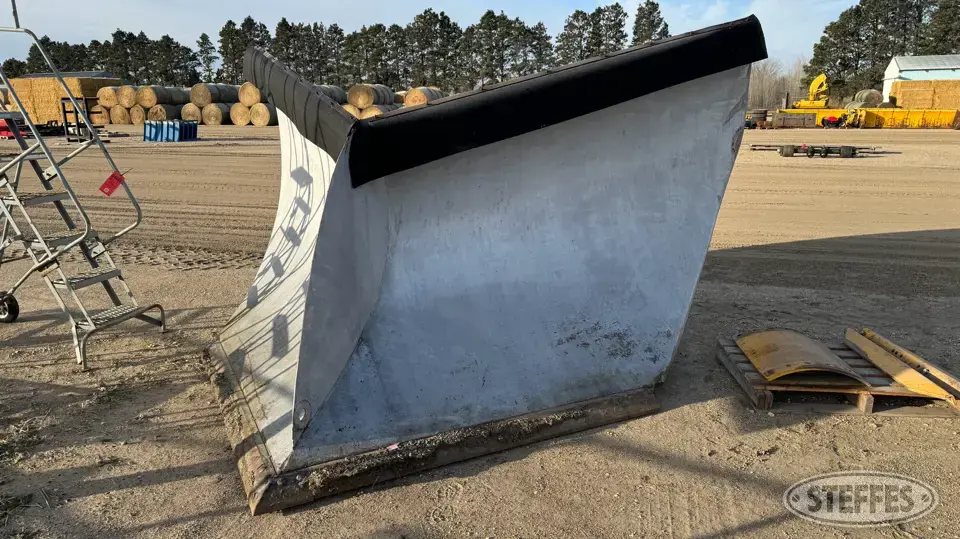 Falls V-90 Snow Moving Blade