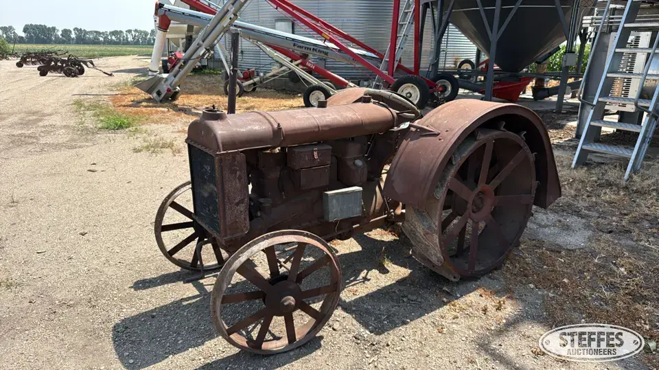 Fordson F Collectible Tractor