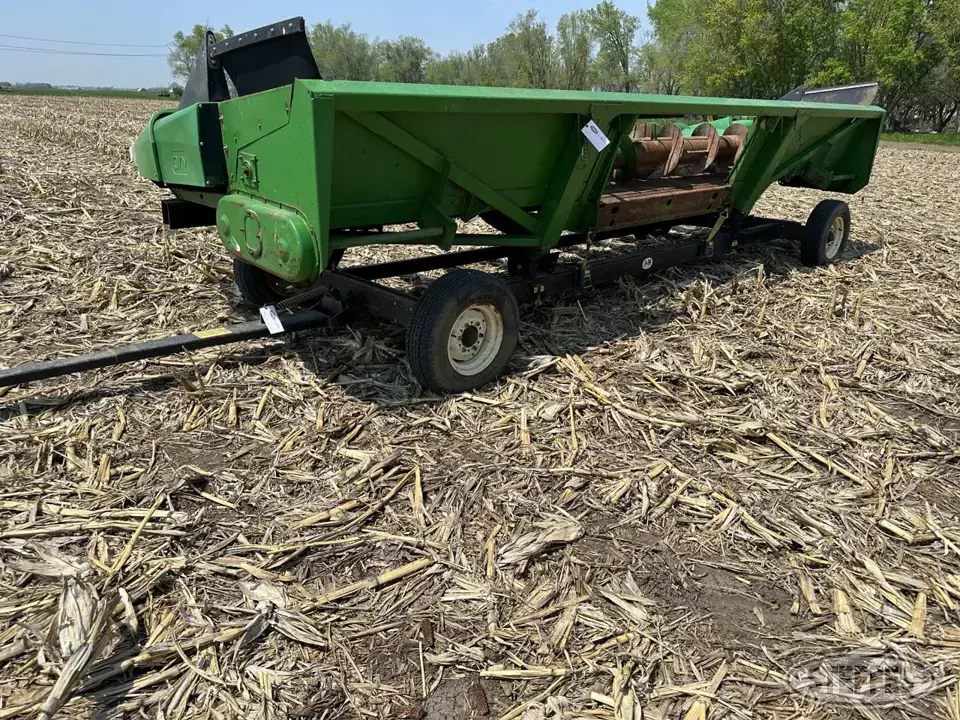 J&M HT8 Header Trailer