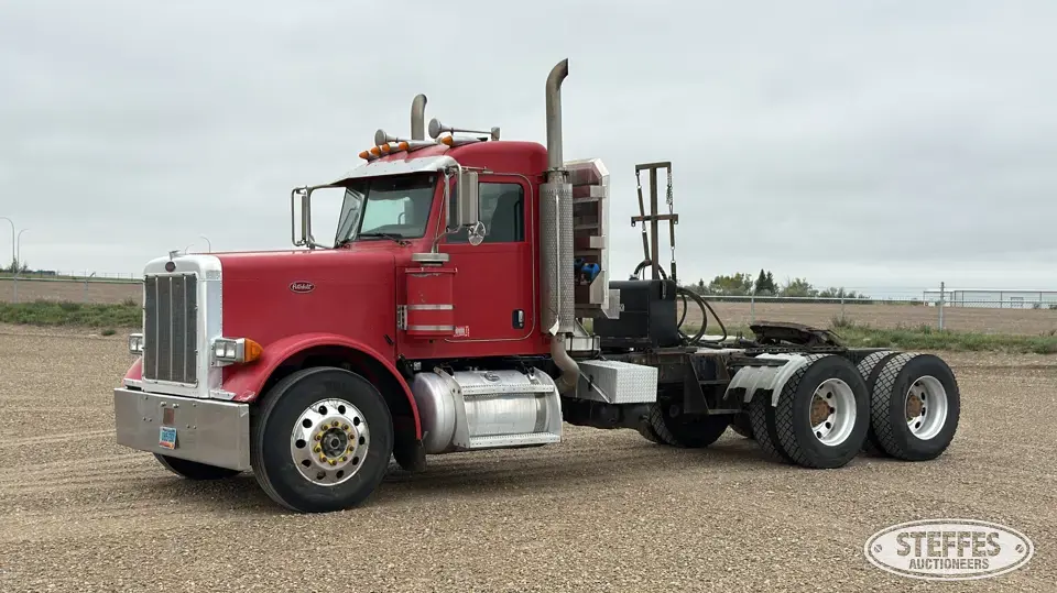 2006 Peterbilt 379 Conventional Truck without Sleeper