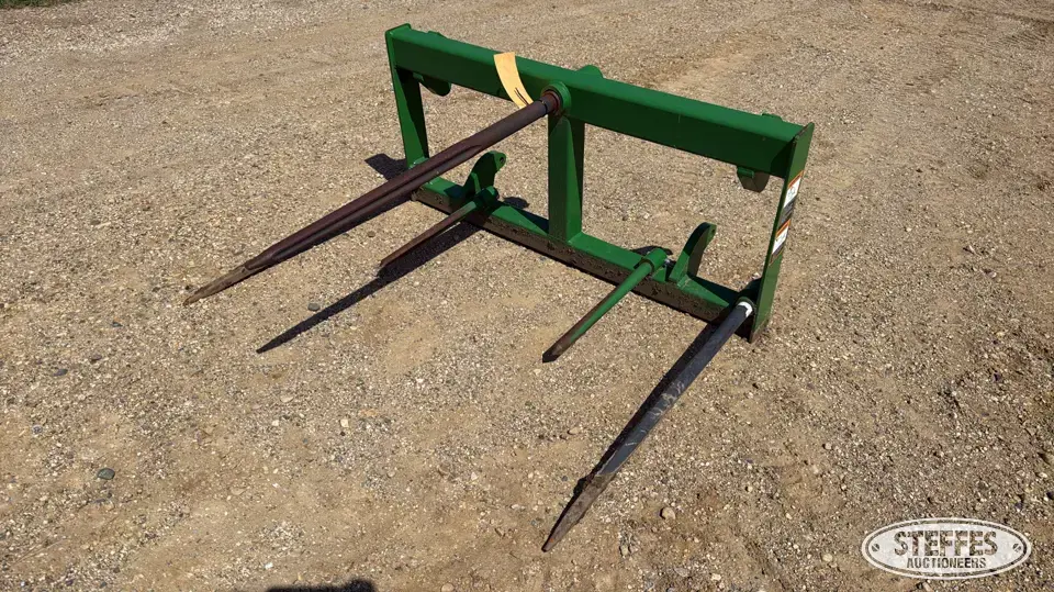 Frontier bale spear Tractor Loaders and Attachment