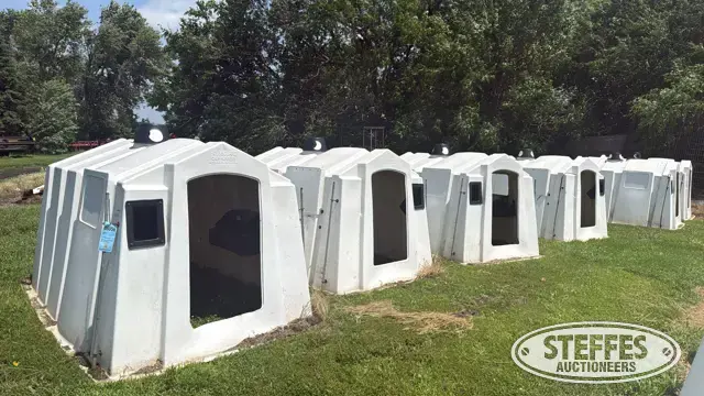 (6) Polydome Poly Square calf huts