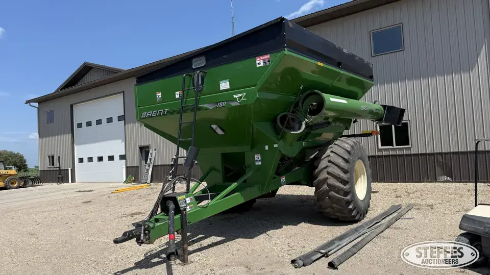 Brent 780 Grain Cart