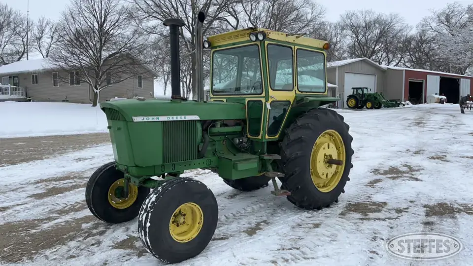 1971 John Deere 4320 2WD Tractor