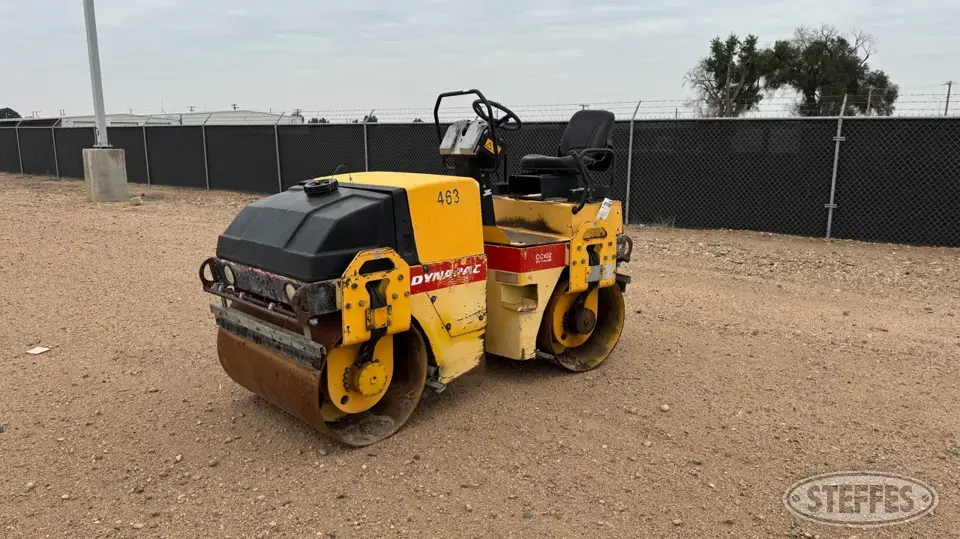 1995 Dynapac CC122 Self-Propelled Tandem Compactor