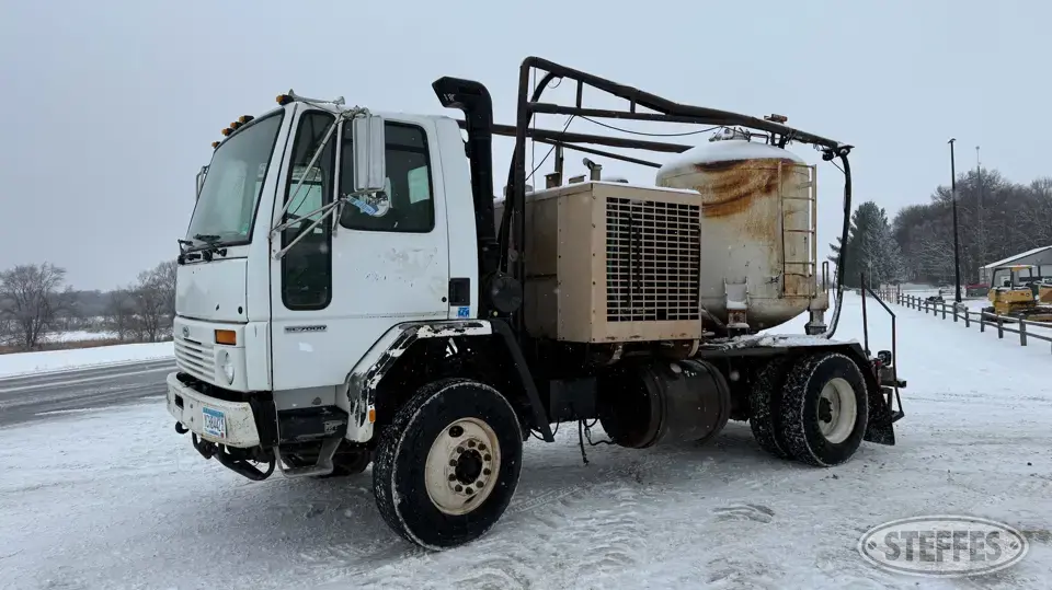 2002 Sterling SC-7000 Specialty Truck