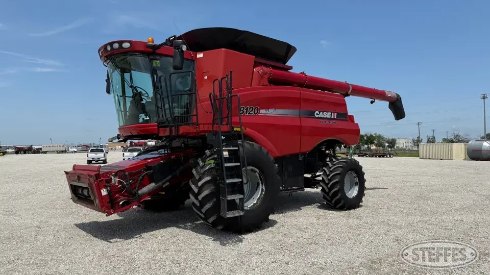 2009 Case IH 8120 Combine
