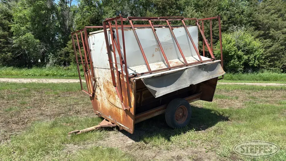 Apache Feeders and Bunk
