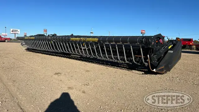 2018 MacDon FD75
