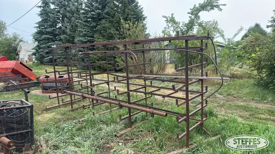 Metal rack Storage and Bench