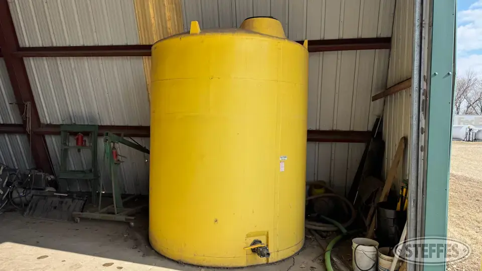 F&S Mfg. FSVT3000 Poly Tank