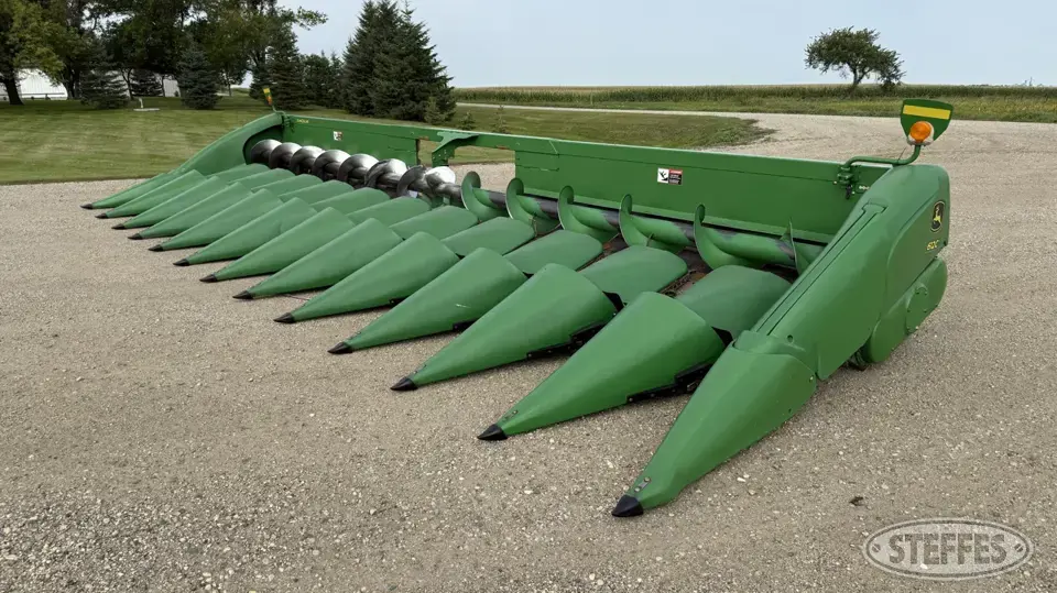 2008 John Deere 612C Corn Head