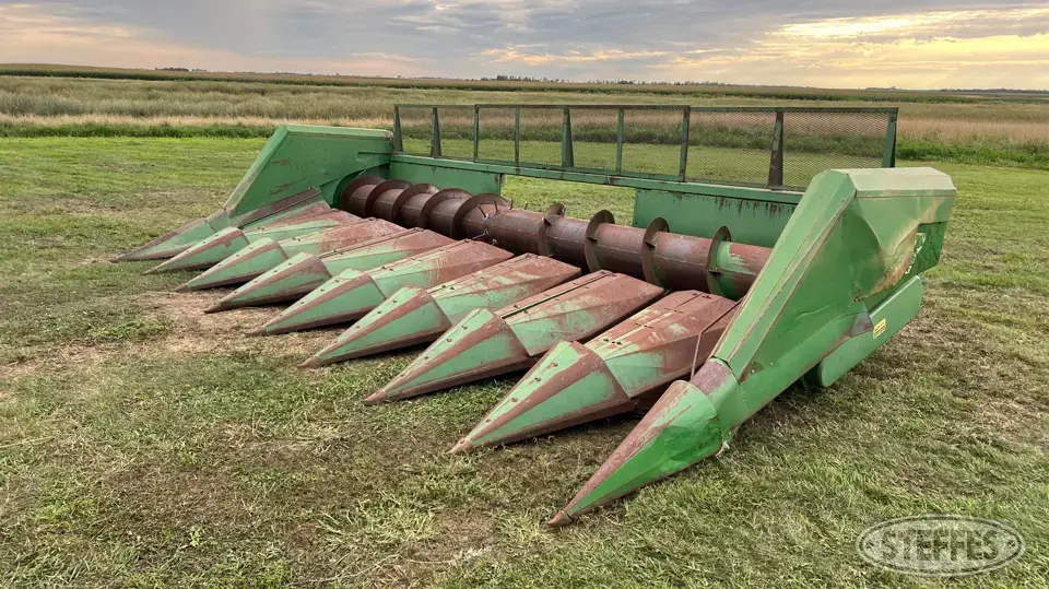 John Deere 853 Rigid Head