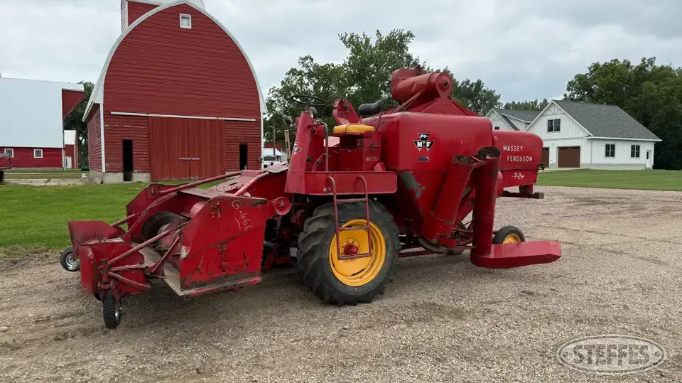 1963 Massey Ferguson 72 Self Propelled Combine