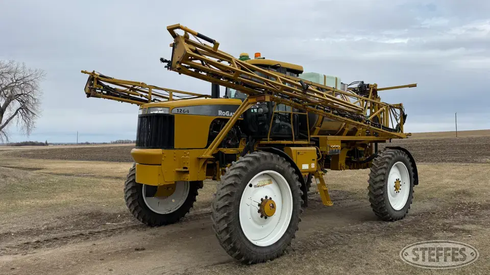 2004 AG-Chem RoGator 1264 Self-Propelled Sprayer
