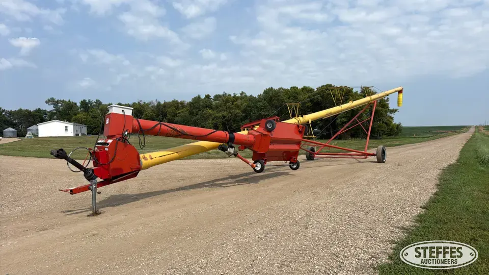 2005 Westfield MK100-71 Swing Hopper Auger