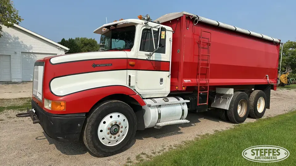 1994 International 9200 Grain Truck
