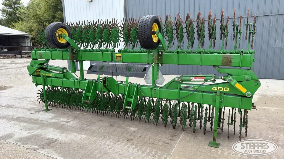John Deere 400 Rotary Hoe