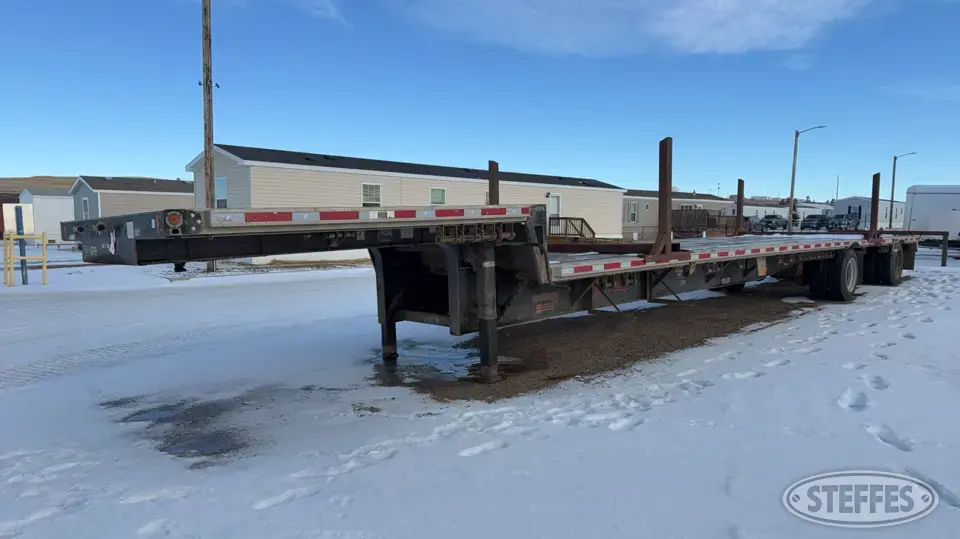 2013 Fontaine HCICD22RSA Step Deck Trailer