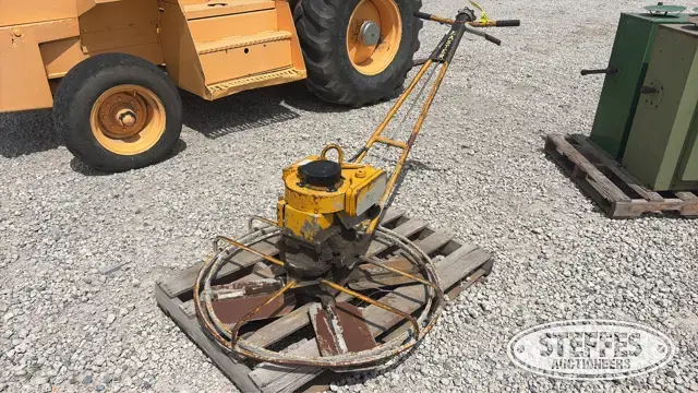 Master power trowel