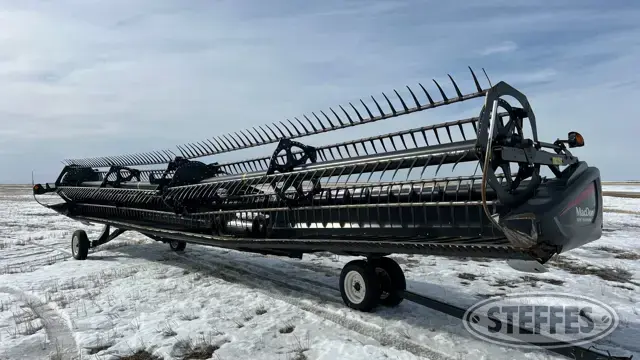 2015 MacDon FD75