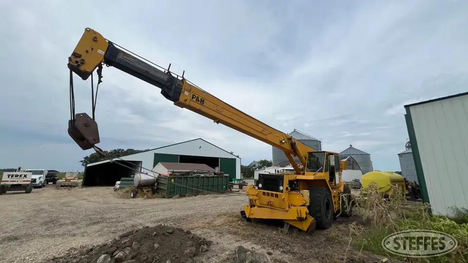 P&H W350 Rough Terrain Crane