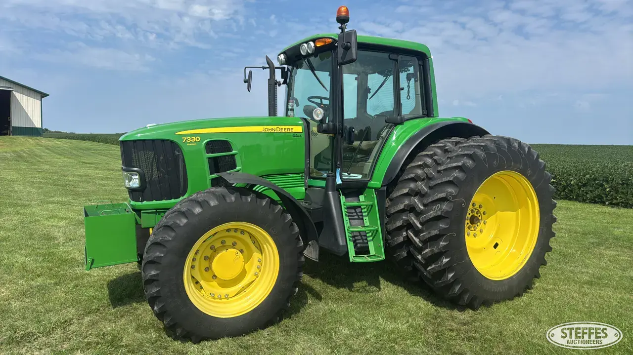 2009 John Deere 7330 Premium 2WD Tractor