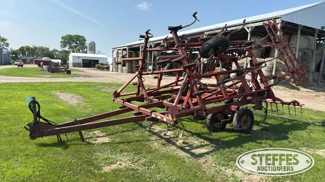 International 4600 Vibra Shank
