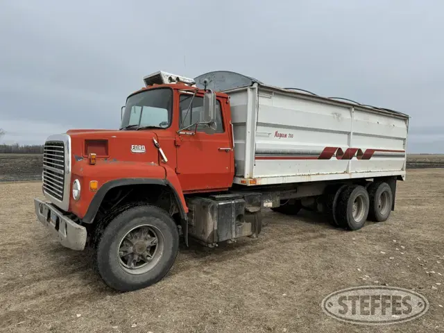 1983 Ford 9000