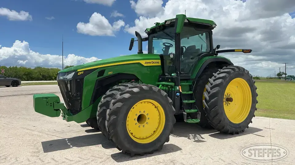 2022 John Deere 8R 310 MFWD Tractor