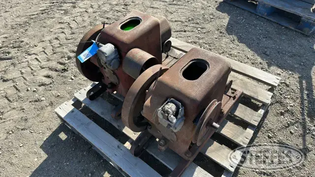 (2) IH LB stationary engines