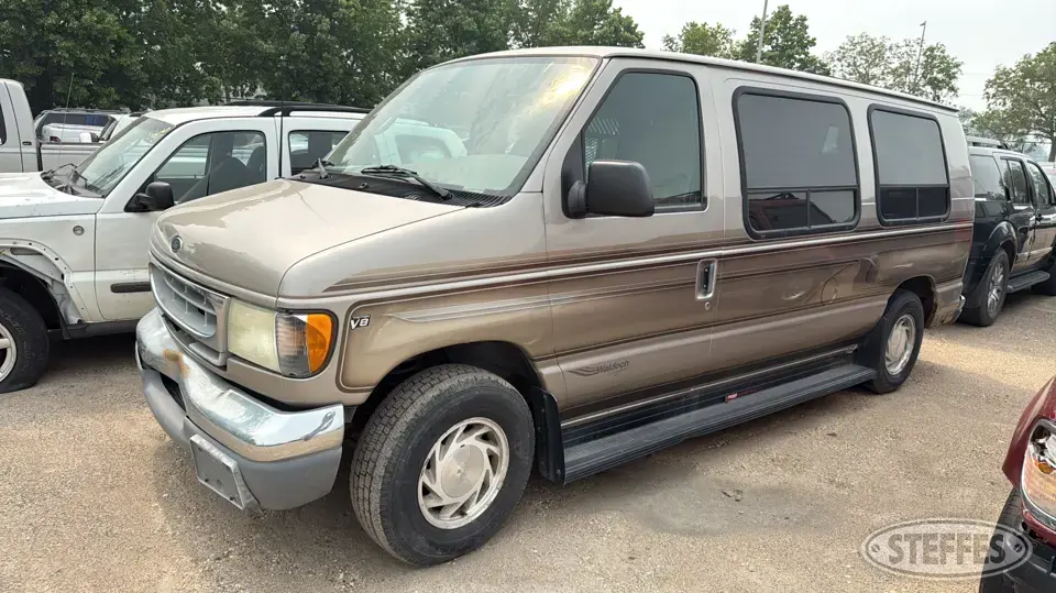 2002 Ford Econoline E150 Van