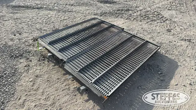 Case IH sieves