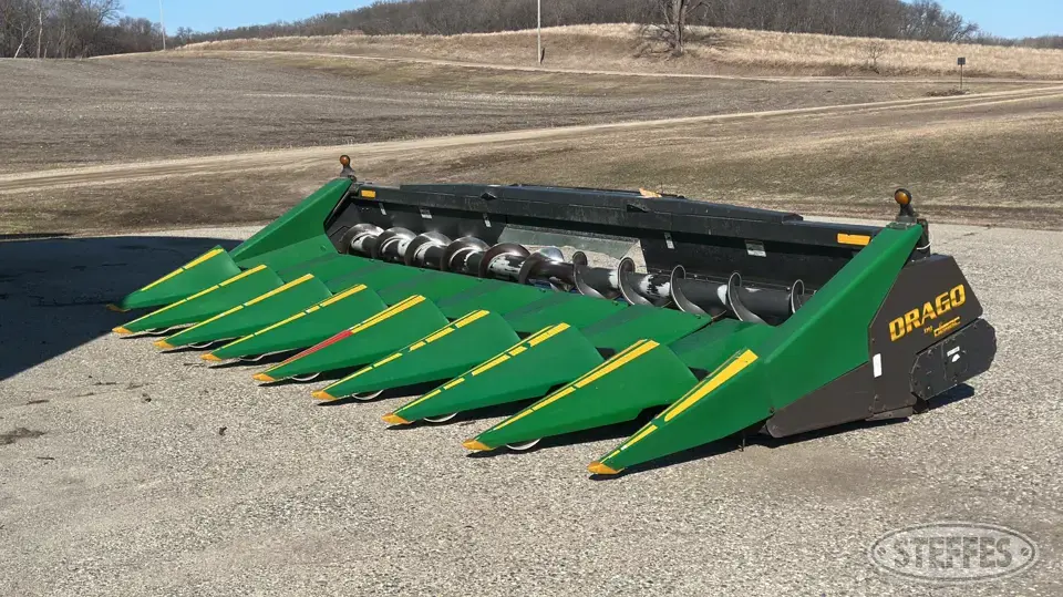 2008 Drago N8TR Corn Head