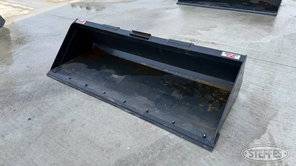 Stout HD84 Skid Steer Bucket