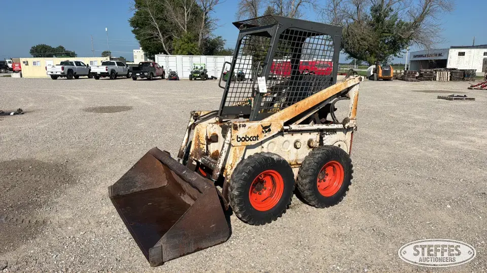 Bobcat 610 Wheeled Skid Steer
