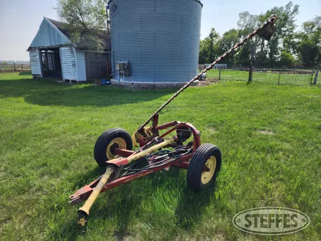 New Holland 456