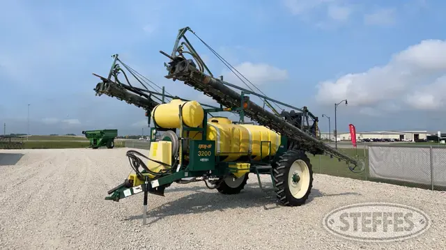 2001 Spray Air 3200