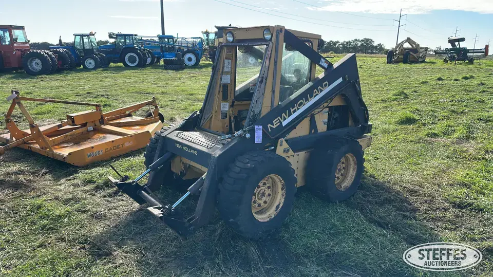 1993 New Holland L785 Wheeled Skid Steer