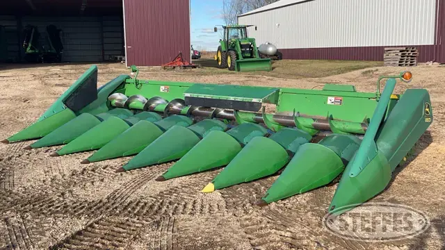 1998 John Deere 893