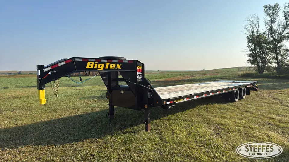 2024 Big Tex 25GN-33D5A-MRBK Flatbed Trailer