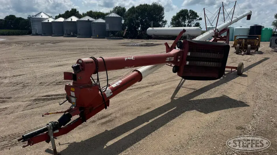 Feterl Swing Hopper Auger