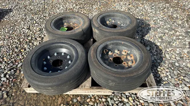 (4) Traks 25.5x8-14 mower tires